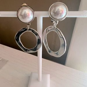 🫶🏻NEW🫶🏻 Beautiful Clip on silver earrings